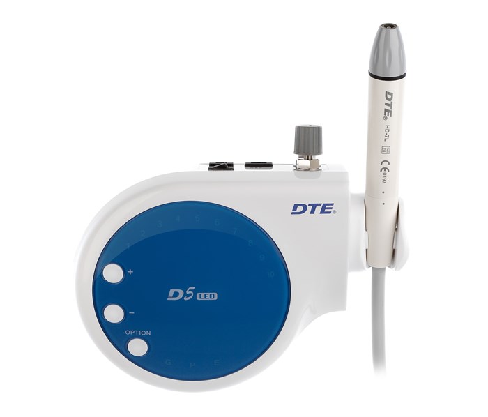 DTE D5 LED - портативный ультразвуковой скалер с фиброоптикой, 6 насадок в комплекте D5 LED - фото 504271